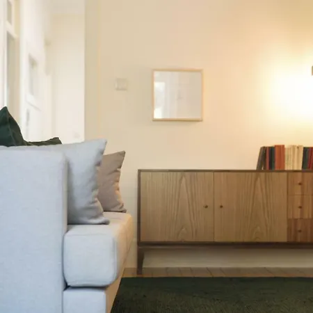 Tripas-coracao, Breiner Greenhouse 公寓