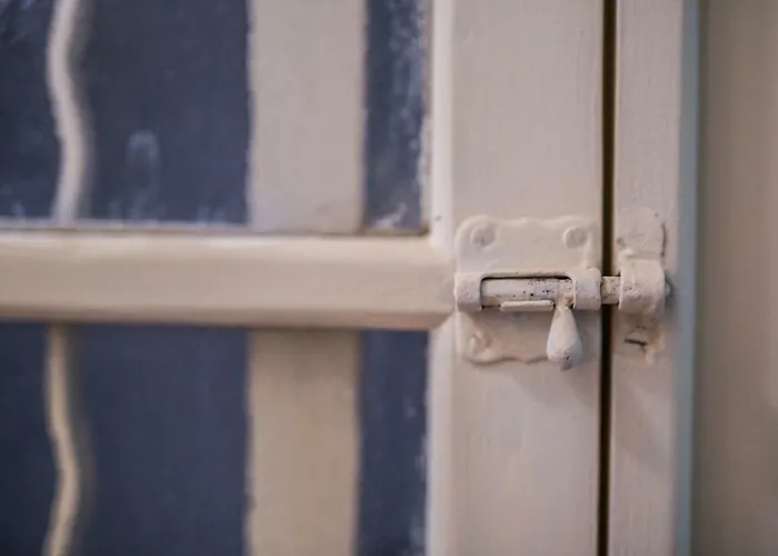 Tripas-coracao, Breiner Greenhouse Lejlighed