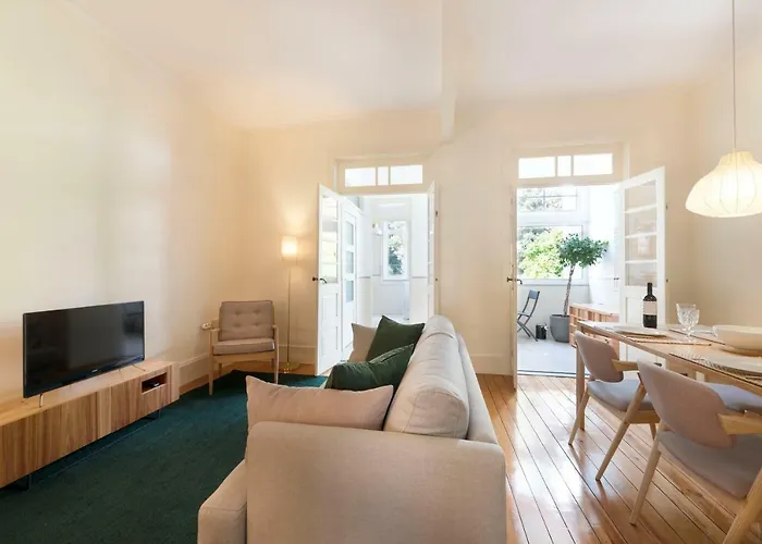 Tripas-coracao, Breiner Greenhouse Lejlighed